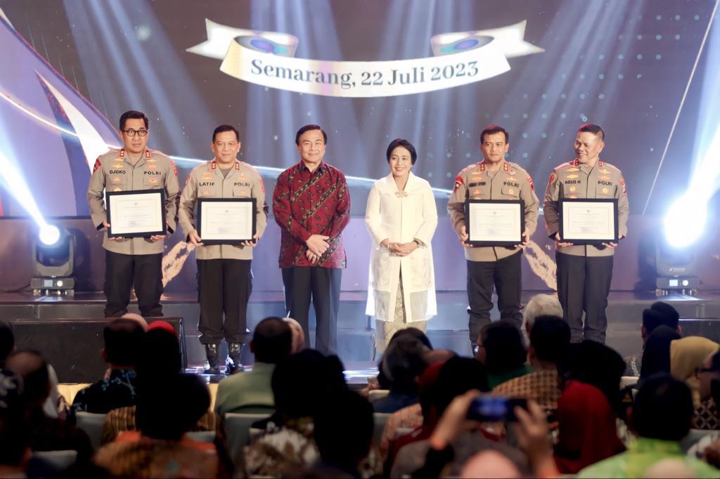 Kompolnas menghadiri undangan Penghargaan Kepada Aparat Penegak Hukum di Semarang, 22 Juli 2023